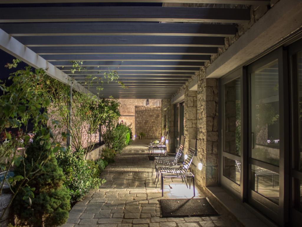 Elafivolia Arachova Suites Экстерьер фото