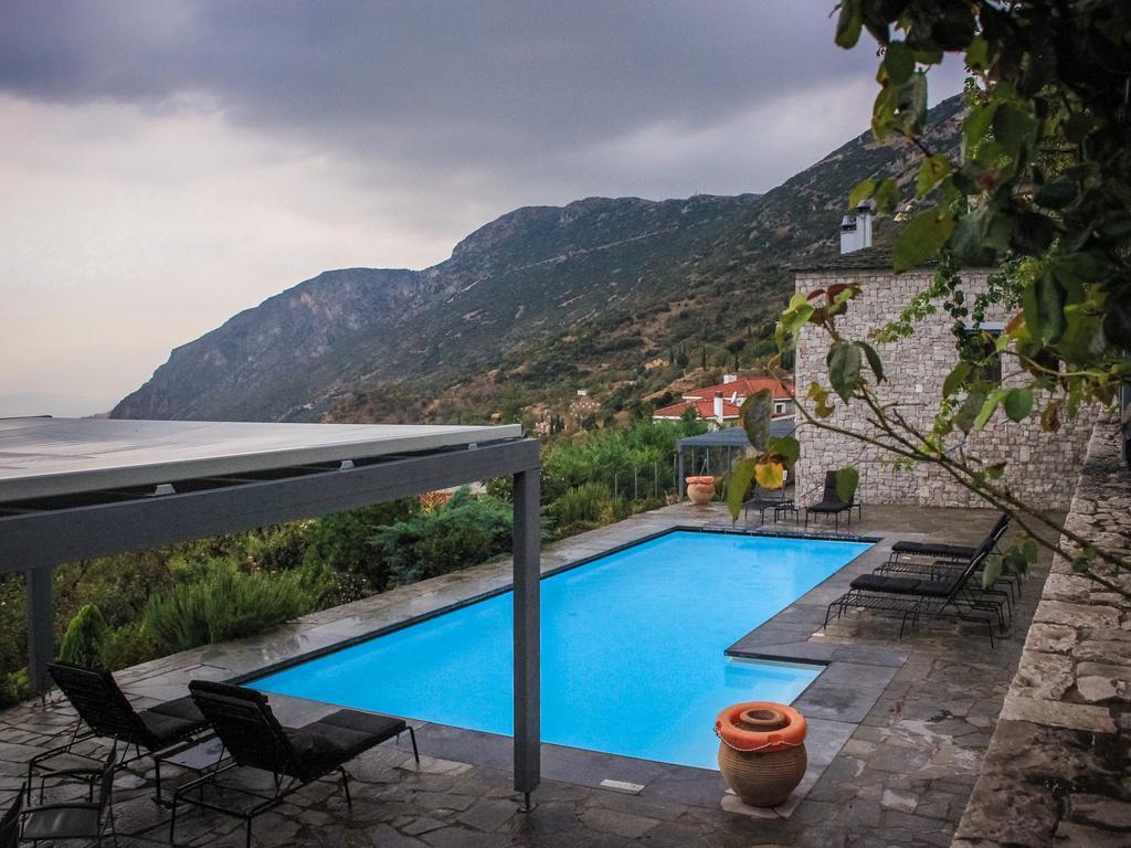 Elafivolia Arachova Suites Экстерьер фото