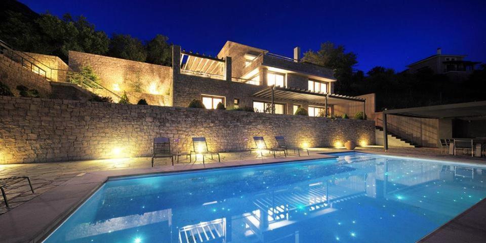 Elafivolia Arachova Suites Экстерьер фото